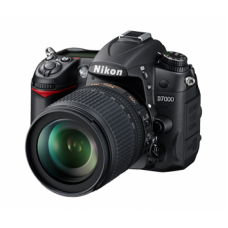 Nikon D7000 kit (18-55mm VR)